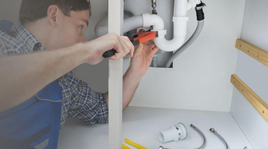 Professional expert plumbing services in Genoa, IL